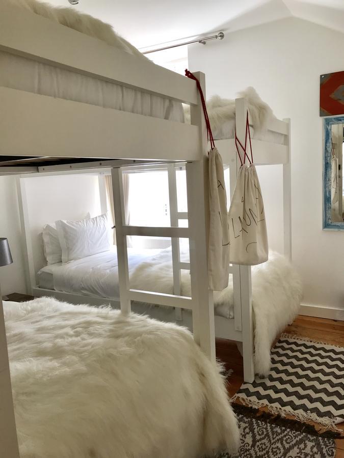 Lucky'S Guesthouse Sao Joao do Estoril Exterior photo
